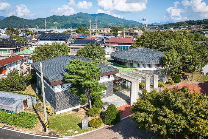 우리말 사랑을 강조하며 국어사전을 집필한 정인승