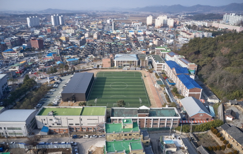 “북 오산, 남 고창”의 민족 교육 – 고창 구 고창고등보통학교 강당