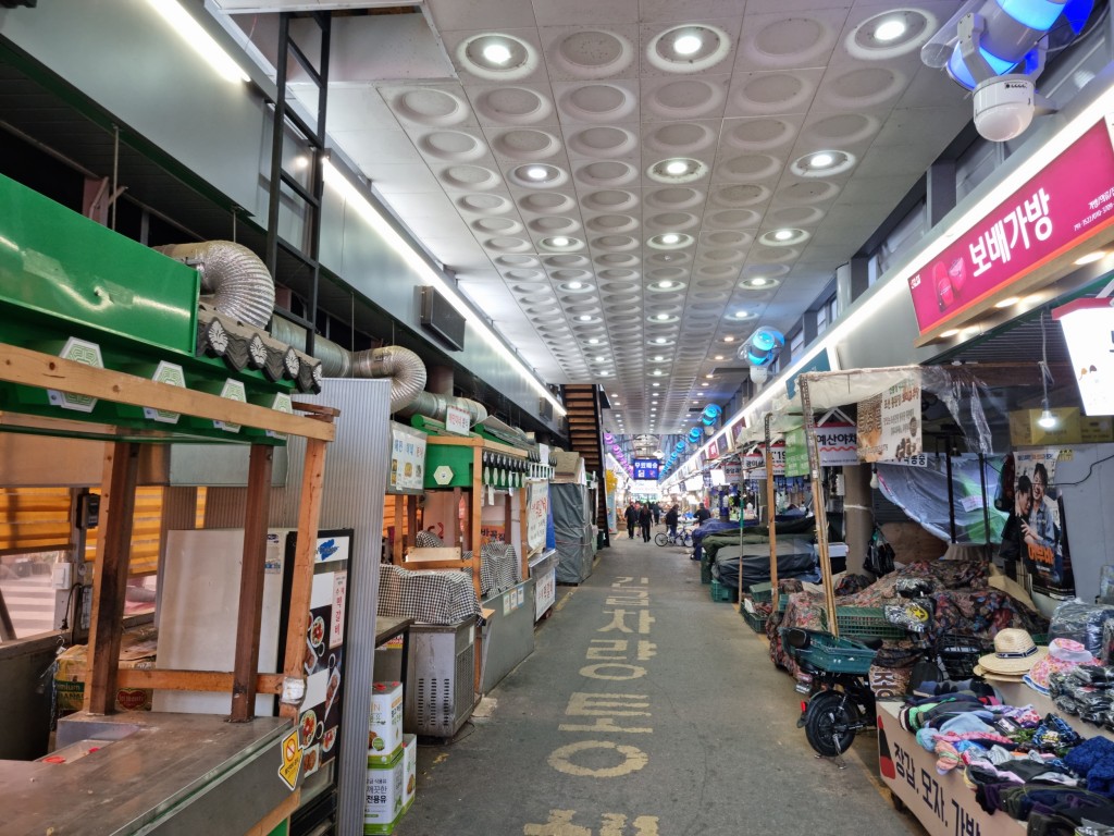 꿋꿋하게 지켜나가는 전통시장의 힘, 하남 신장전통시장<소중한 기억 속 푸짐한 情, 시장<지역N문화 테마 꿋꿋하게 지켜나가는 전통시장의 힘... 
