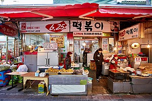 조선시대 15대 시장이었던 마산장을 잇는 부림시장