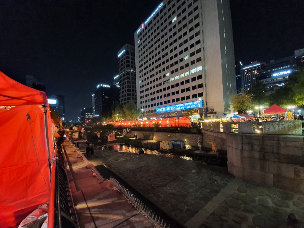 서울 청계천 밤도깨비시장 이미지