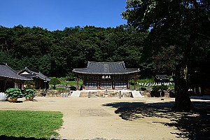 안성 남사당패의 근거지였던 안성 청룡사