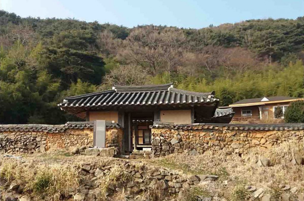 고성 의병장 이달 장군을 기리는 운포(雲圃) 공원