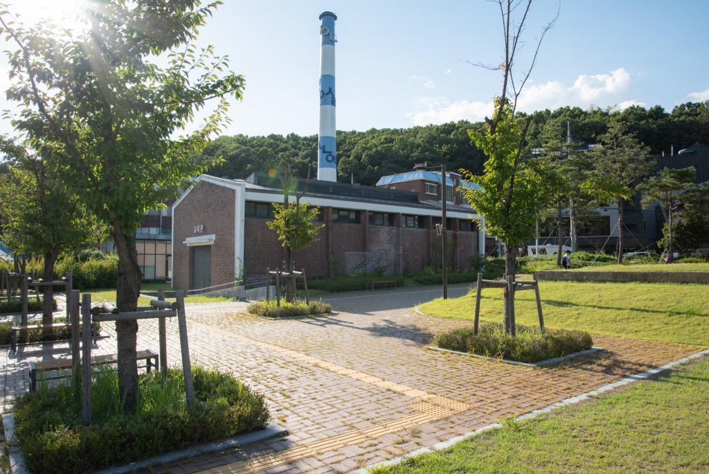 건축예술과 공장의 만남, 안양 유유산업 옛 공장(현 김중업건축박물관)... 건축예술과 공장의 만남, 안양 유유산업 옛 공장(현 김중업건축박물관)