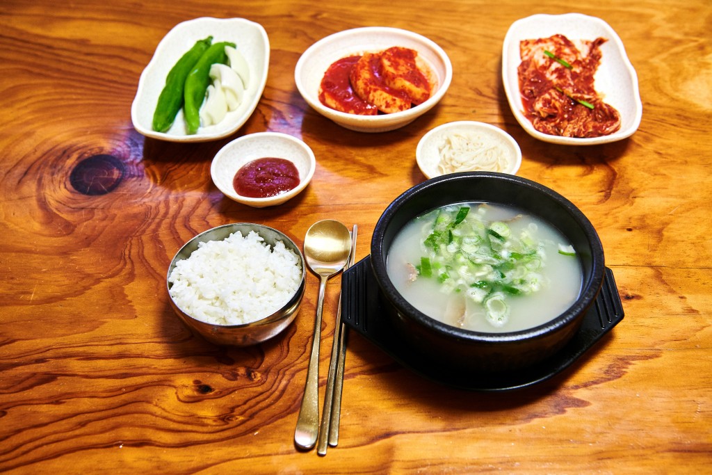 안성 안일옥, 장터에서 난전(亂廛)으로 시작한 백년식당<세월에 담긴 신뢰, 지역의 오래된 가게<지역N문화 테마 안성 안일옥, 장터에서 난전(亂廛)... 