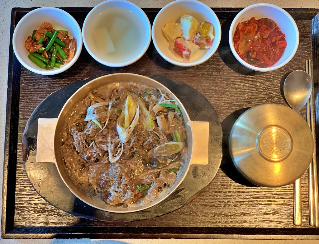 서울식 음식의 전통을 지키는 한일관<세월에 담긴 신뢰, 지역의 오래된 가게<지역N문화 테마 서울식 음식의 전통을 지키는 한일관