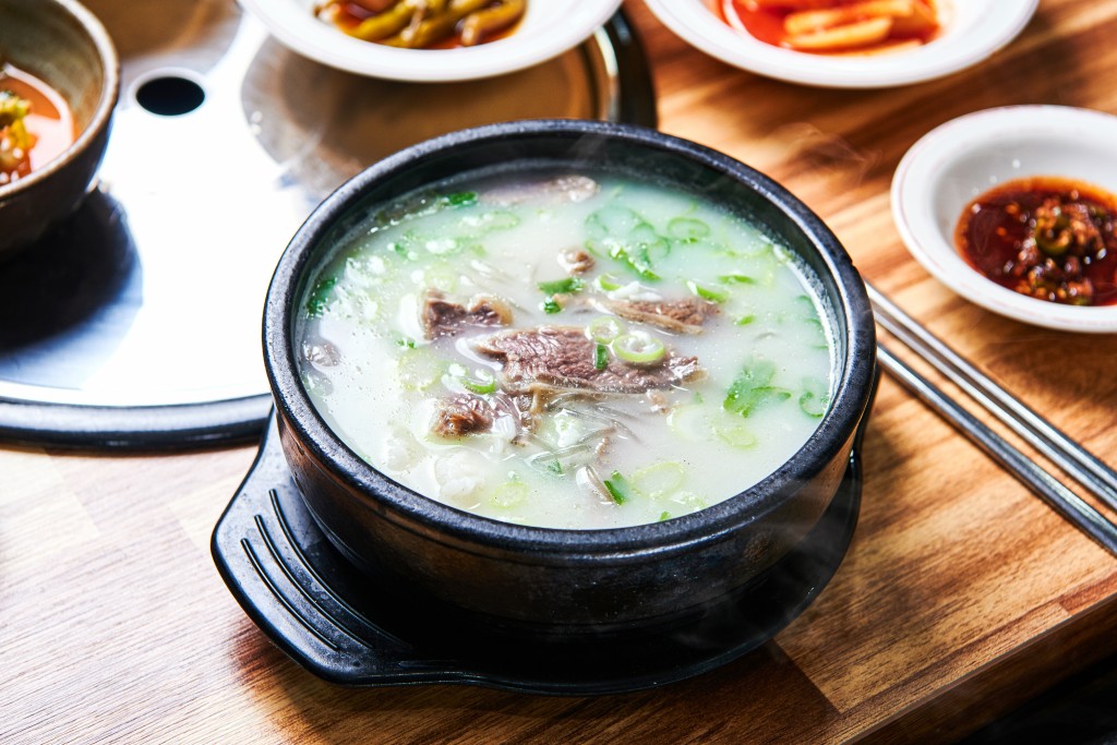 하동 고심통숯불갈비, 섬진강 강가에서 3대가 지켜온 갈비구이 전문점<세월에 담긴 신뢰, 지역의 오래된 가게<지역N문화 테마 하동... 