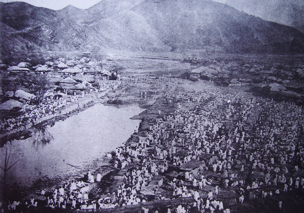 1900년 전후 개신교 선교사가 촬영한 남밖시장. 출처_「전주서문교회 100년사」