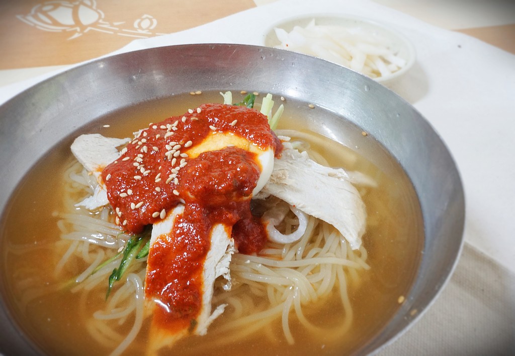 밀면 이미지