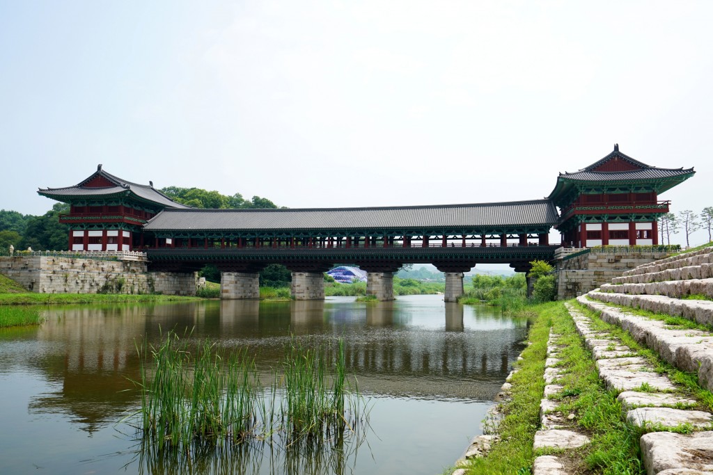 경주 월정교 전경