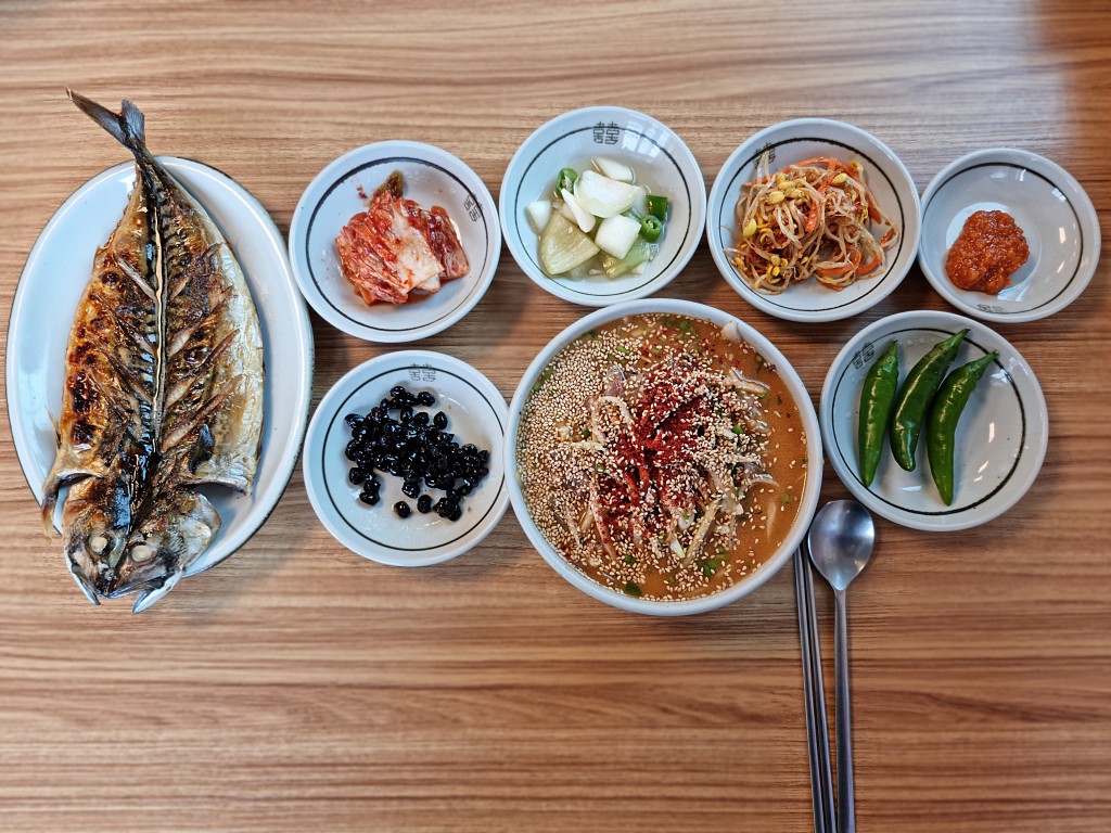 자리물회