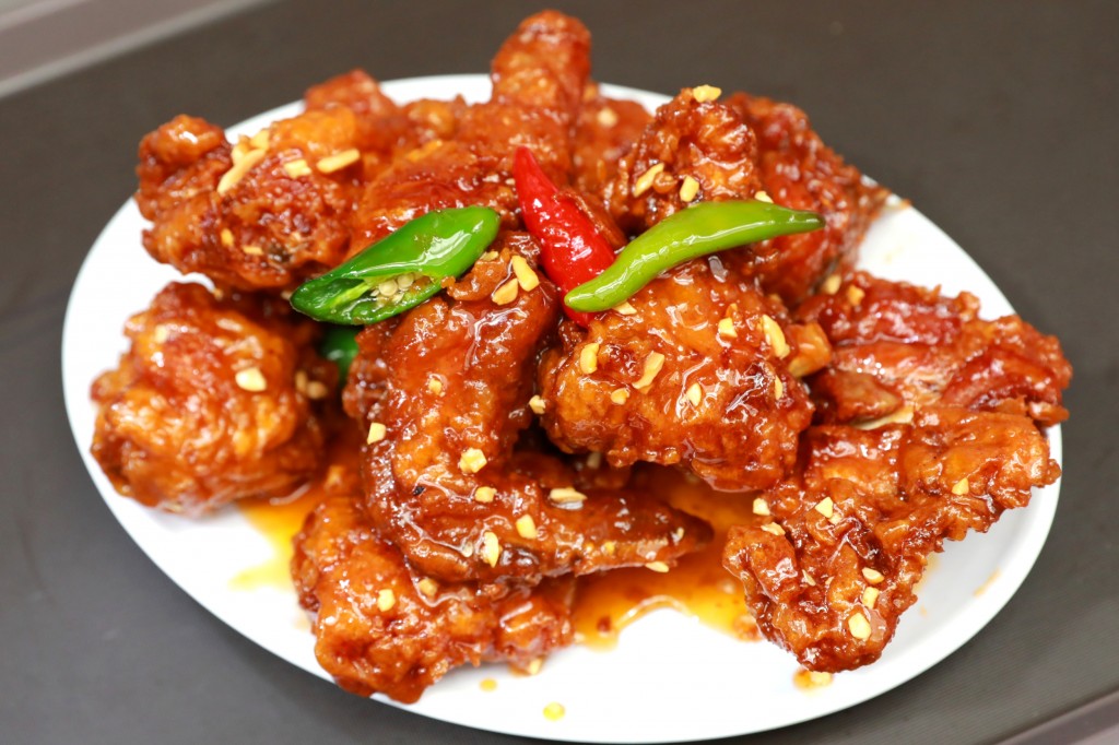 “이것은 치킨인가 과자인가?” 신포닭강정<우리집의 맛과 향, 향토음식<지역N문화 테마 “이것은 치킨인가 과자인가?” 신포닭강정