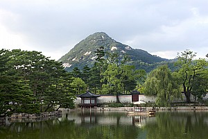 조선시대 도성 축성의 의미를 간직한 서울특별시의 백악산 일원