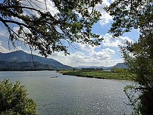 멋진 풍경 속에 기우제 지내던 와룡정