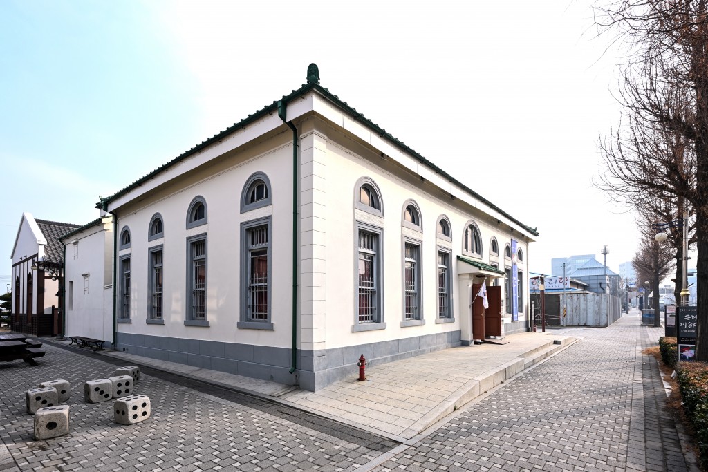 구 일본 제 18은행 군산지점 이미지