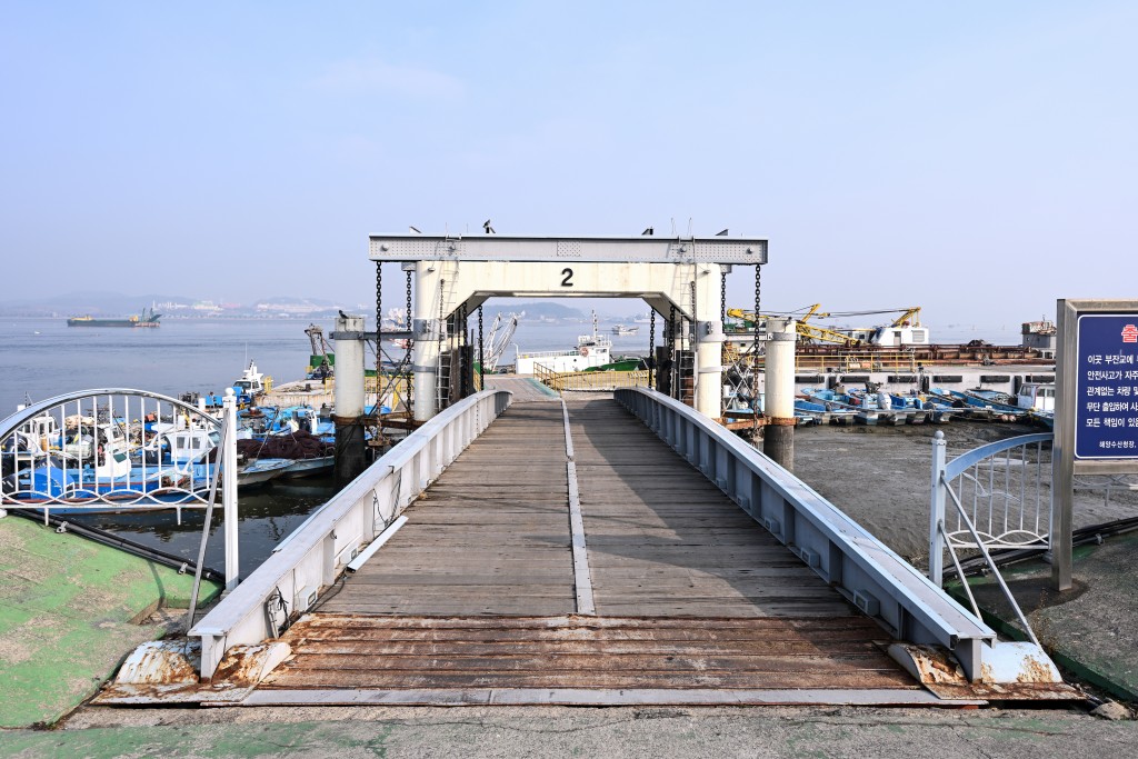 군산 내항 뜬다리 부두 2호 이미지
