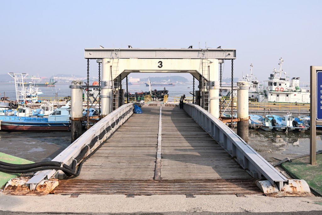군산 내항 뜬다리 부두 3호 이미지