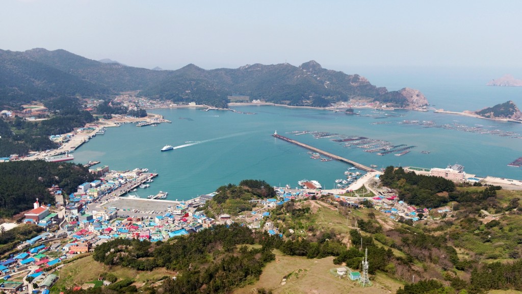 자산어보와 홍어로 유명한 신안 흑산도<문화와 삶을 꽃피우는, 한국의 강과 바다<지역N문화 테마 자산어보와 홍어로 유명한 신안 흑산도