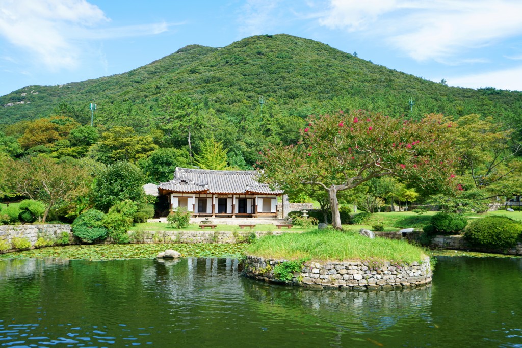 진도 운림산방 연못 