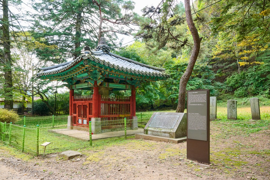금산 보석사 의병승장비 전각 전경 