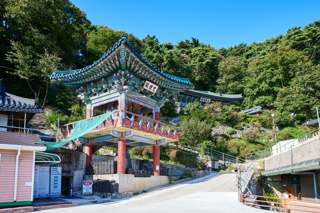 제천 강천사 범종각 
