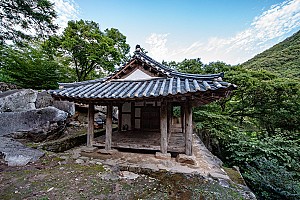 순천 초연정 측면