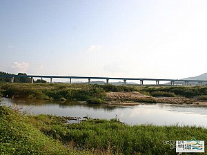 700리 남한강 물길의 대표 포구, 충주 목계나루