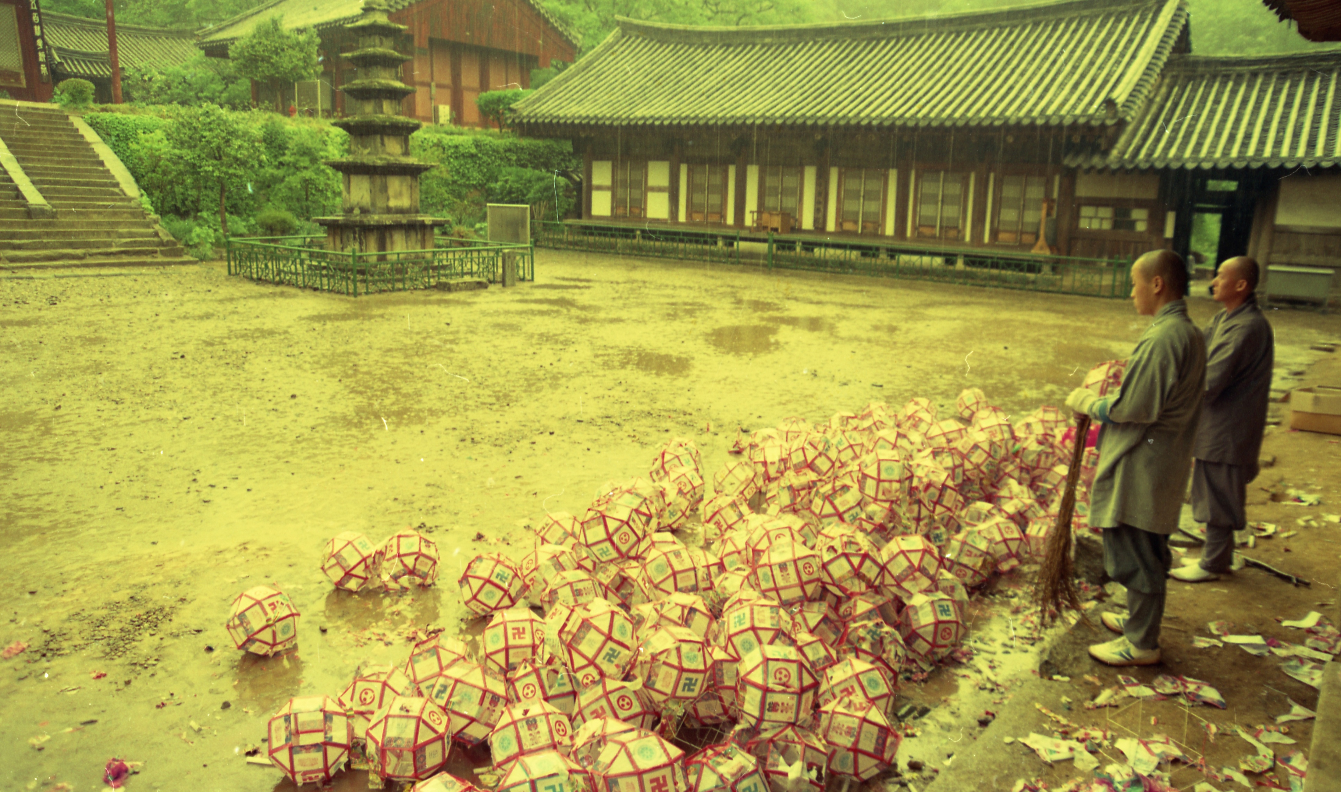 구례 화엄사 연등행사